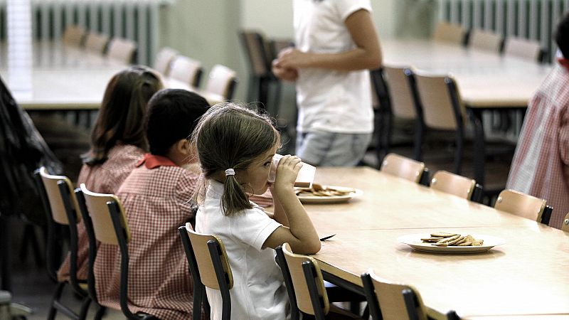 Los comedores escolares que no apliquen la ley de desperdicio alimentario serán multados