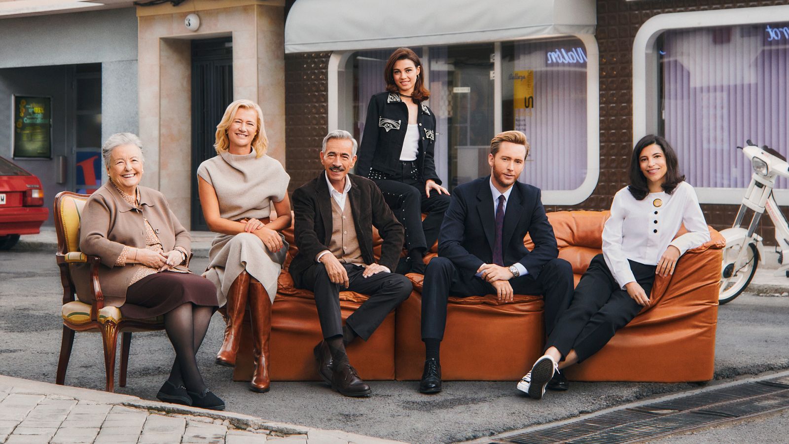 Sigue la charla en directo con los personajes y la maratón de la temporada 22 de 'Cuéntame cómo pasó' en RTVE Play