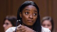 Simone Biles y otras gimnastas piden 1.000 millones de dólares al FBI por no detener los abusos de Nassar