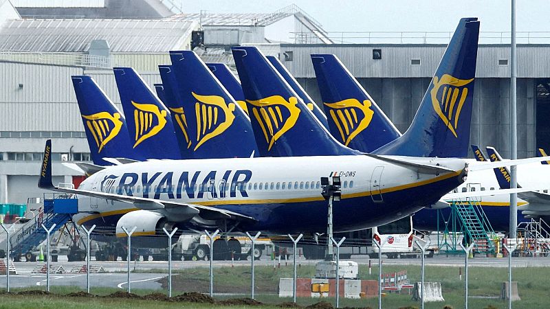 Los tripulantes de cabina de Ryanair convocan seis días de huelga entre el 24 de junio y el 2 de julio