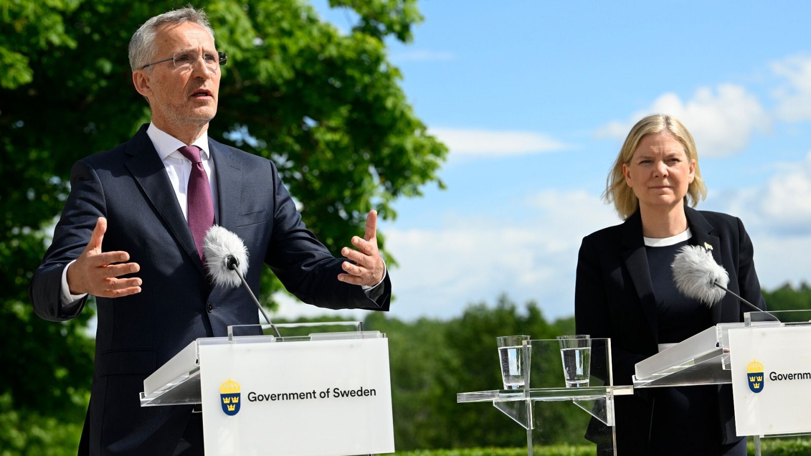 Jens Stoltenberg y Magdalena Andersson