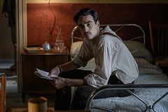 'Cuéntame cómo pasó' finaliza temporada con una entrega especial que viaja al pasado de Antonio Alcántara