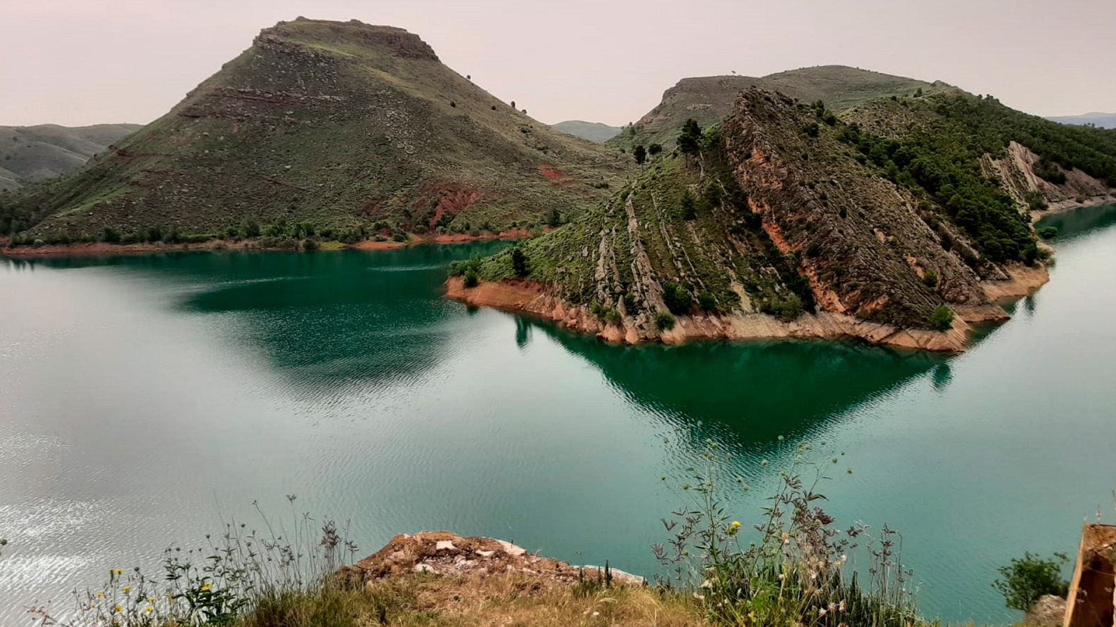 Lago termal a 32 grados