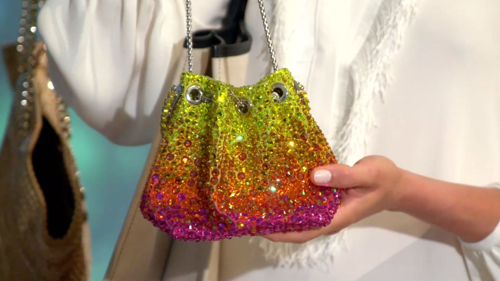 tendencia-bolsos-verano-2022-bolso-joya