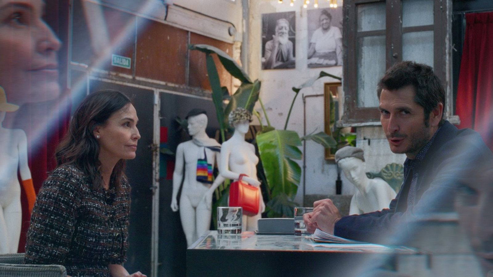 La matemática del espejo - Inés Sastre y Carlos del Amor