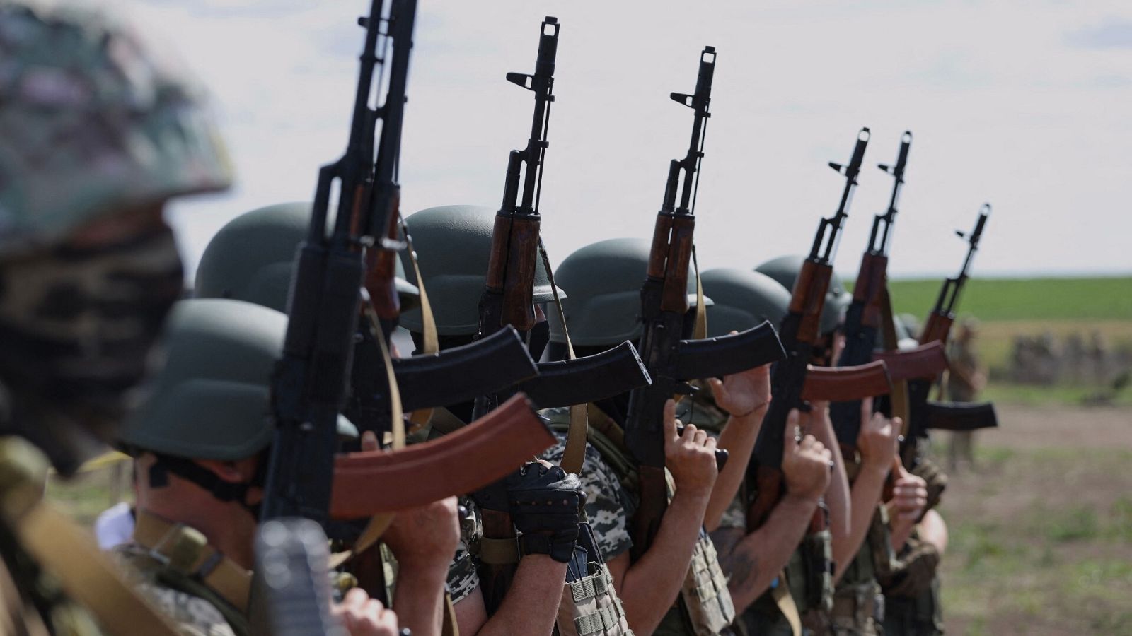 Militares de la 126ª Brigada Territorial Separada de las Fuerzas Armadas de Ucrania