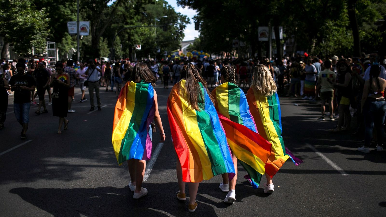 Asistentes a la manifestación del Orgullo LGTBI de 2018, en Madrid