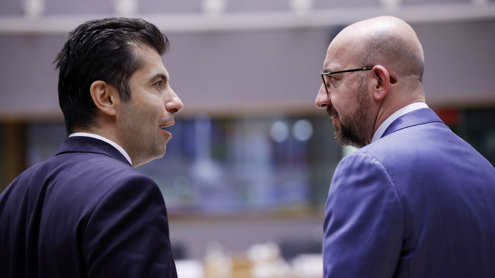 Los países de los Balcanes abandonan la cumbre de la UE con las manos vacías