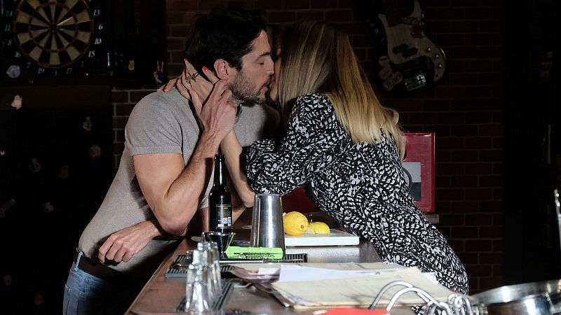 Avance 'Servir y proteger': Iker y Luna quieren ser una familia
