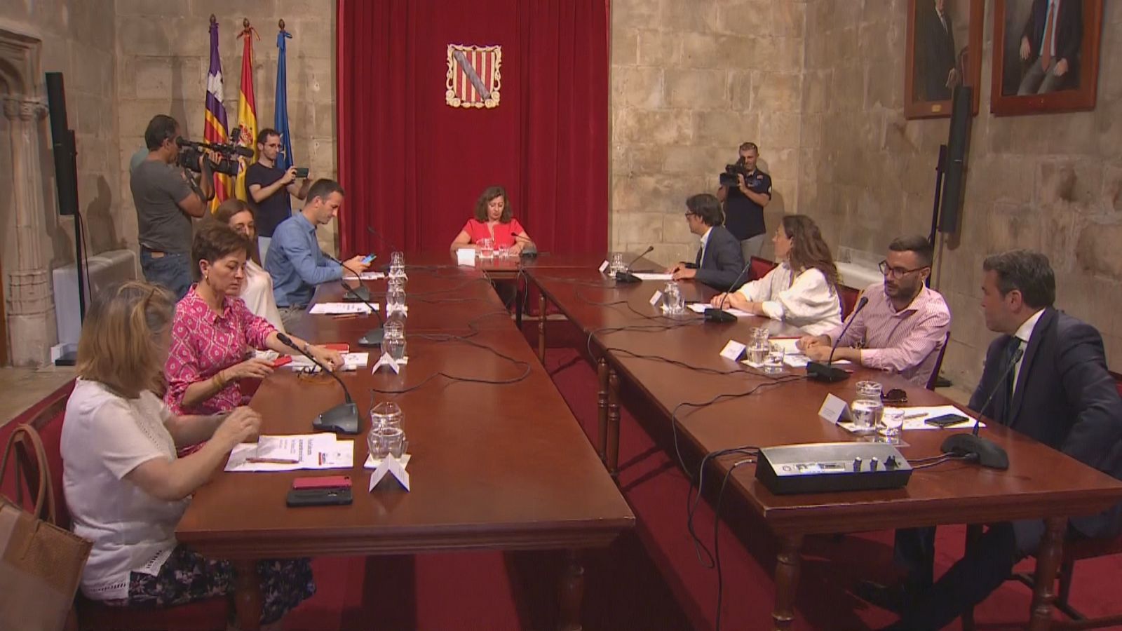 ctv-9by-bal-mll-plan-precariedad-laboral-mochila-br-inf-tve frame 1453