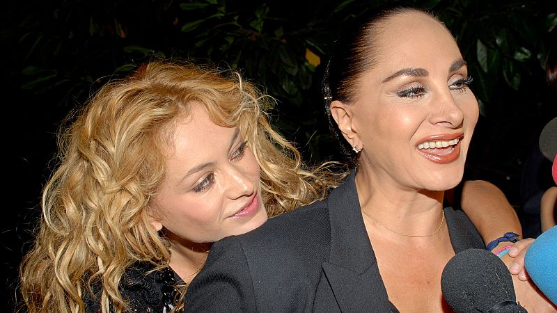 Muere Susana Dosamantes, la madre de Paulina Rubio: así se despide la cantante