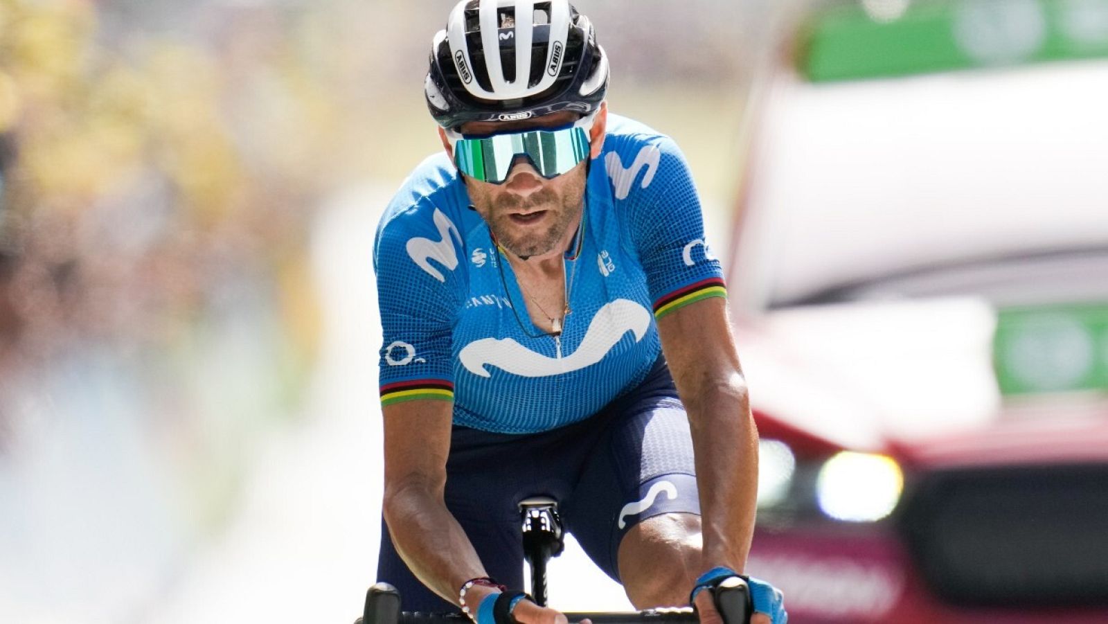 Alejandro Valverde recibe el alta hospitalaria y se recupera en su domicilo del atropell