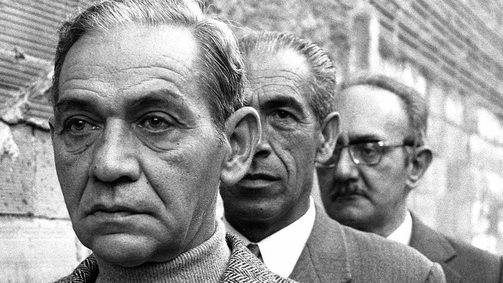 Tres ex deportados del campo de Mauthausen en 1972