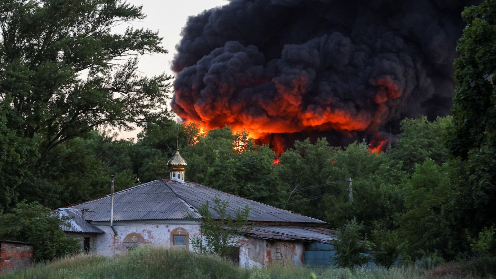 Rusia bombardea de forma incesante la región de Donetsk