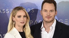 Passengers, con Jennifer Lawrence y Chris Pratt: ¿Quién cobró 8 millones más que el otro?