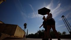 La ola de calor no da tregua y asfixia España con temperaturas que alcanzan los 45 grados