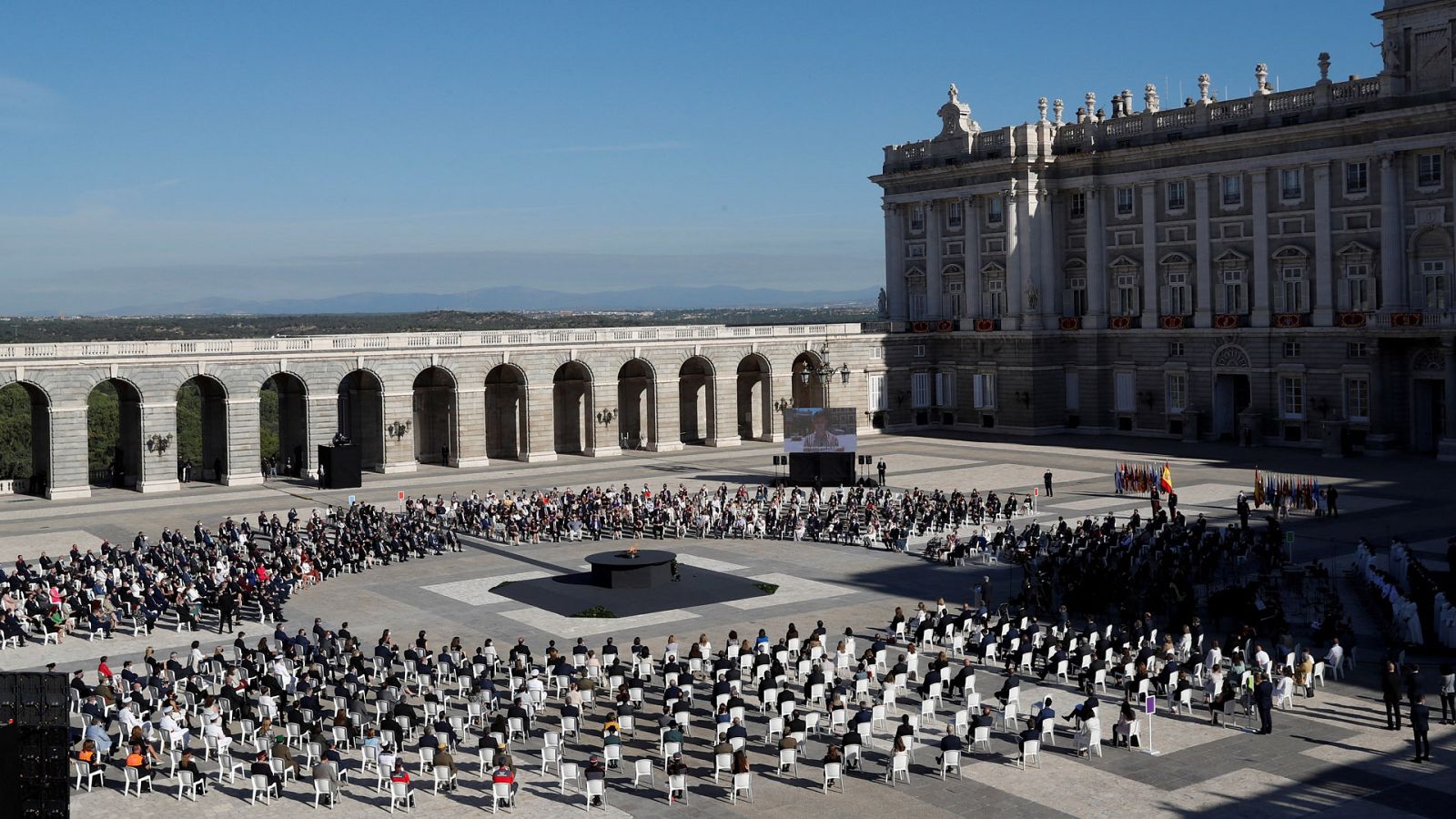 Homenaje de Estado a las víctimas del coronavirus en 2021