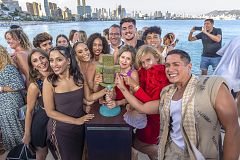 Chanel inaugura su estrella en el nuevo Mirador de la Música de Benidorm
