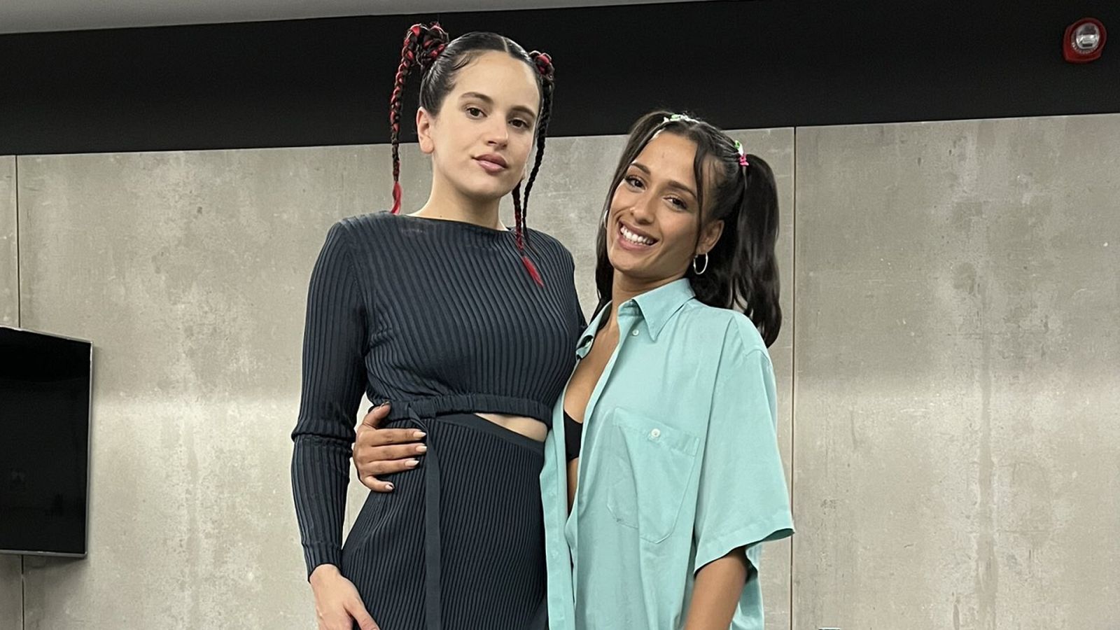 Chanel con Rosalía en su concierto en Madrid