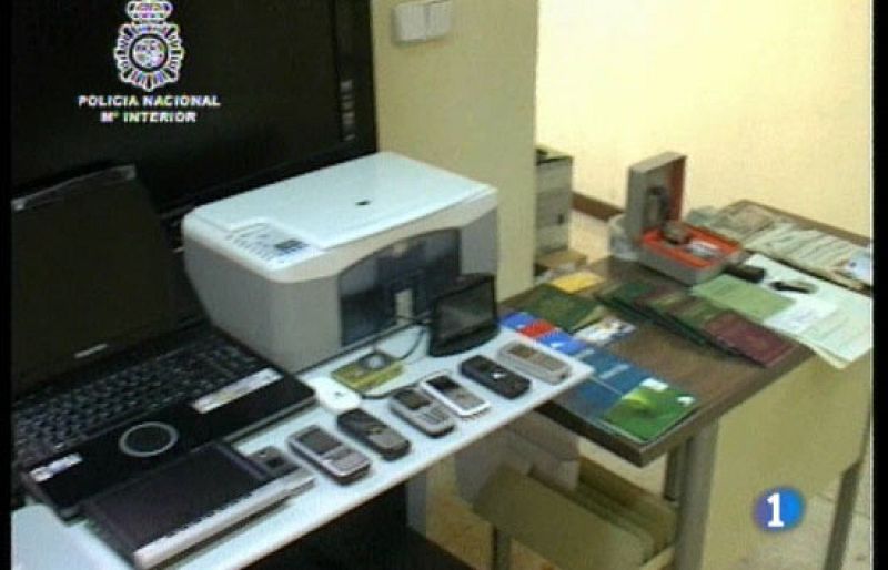 Desmantelan una red que organizaba matrimonios de conveniencia entre nigerianos y españoles