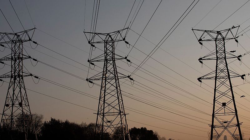 Sánchez pide no ser "egoístas" tras el rechazo de Ayuso del plan de ahorro energético: "La ley se cumple"