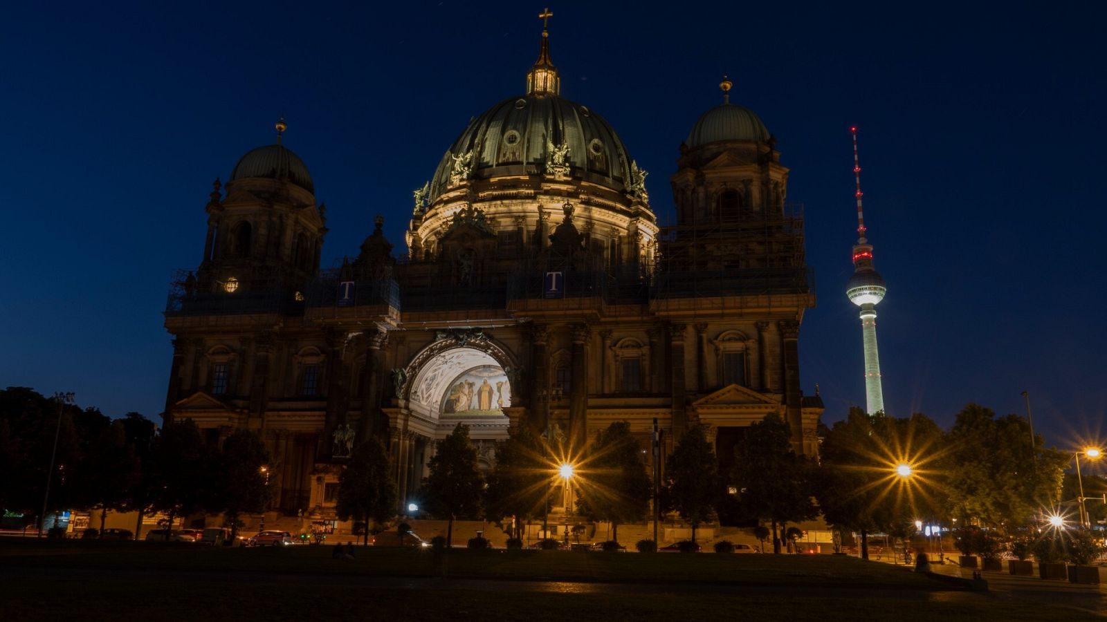 La catedral de Berlín ya no está totalmente iluminada