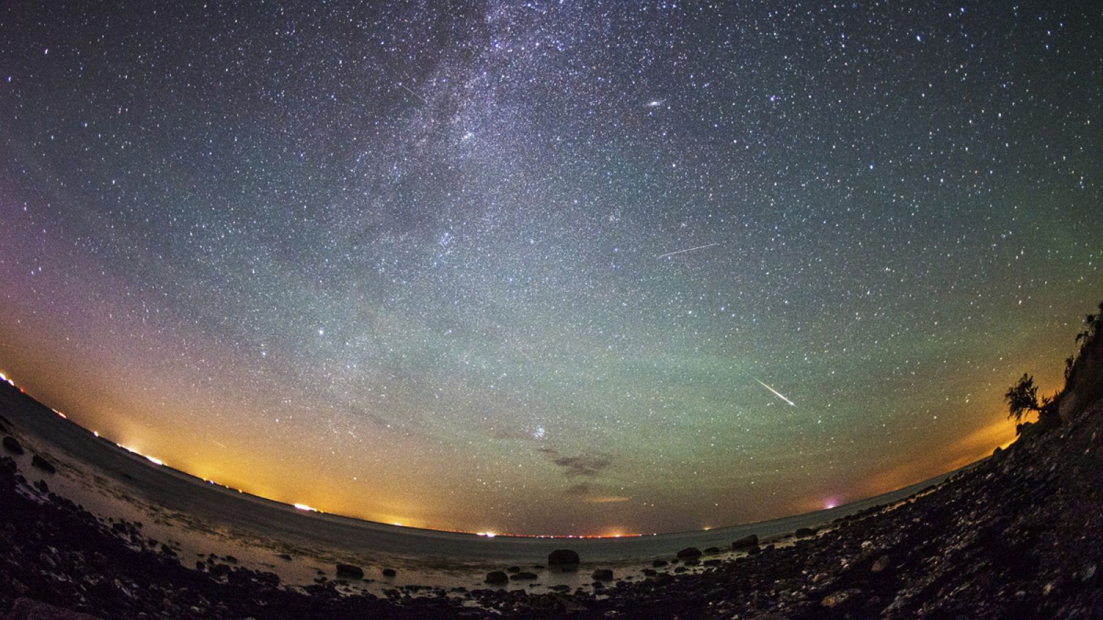 Estrellas fugaces en Viazynka (Bielorrusia) el 13 de agosto de 2015