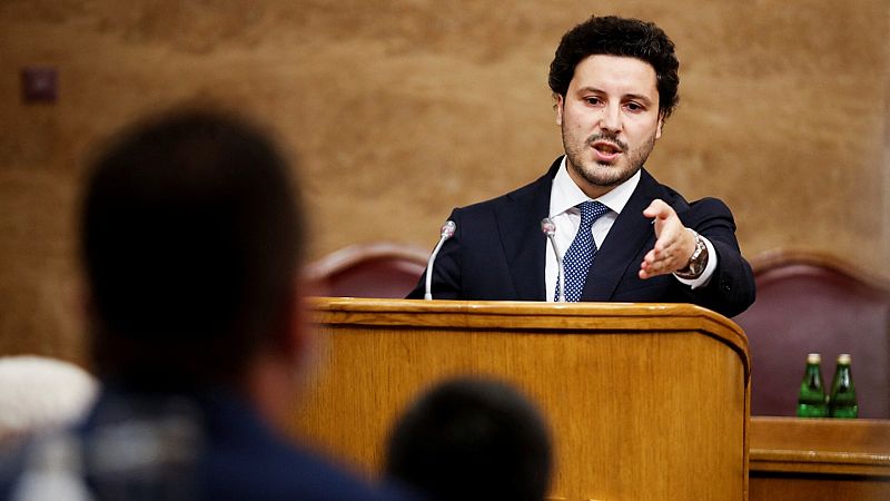 Cae el Gobierno de Montenegro por una moción de censura de los socialistas