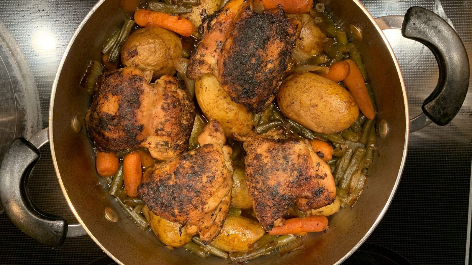 La señora Webos Fritos te enseña a prepara un guiso de pollo con judías