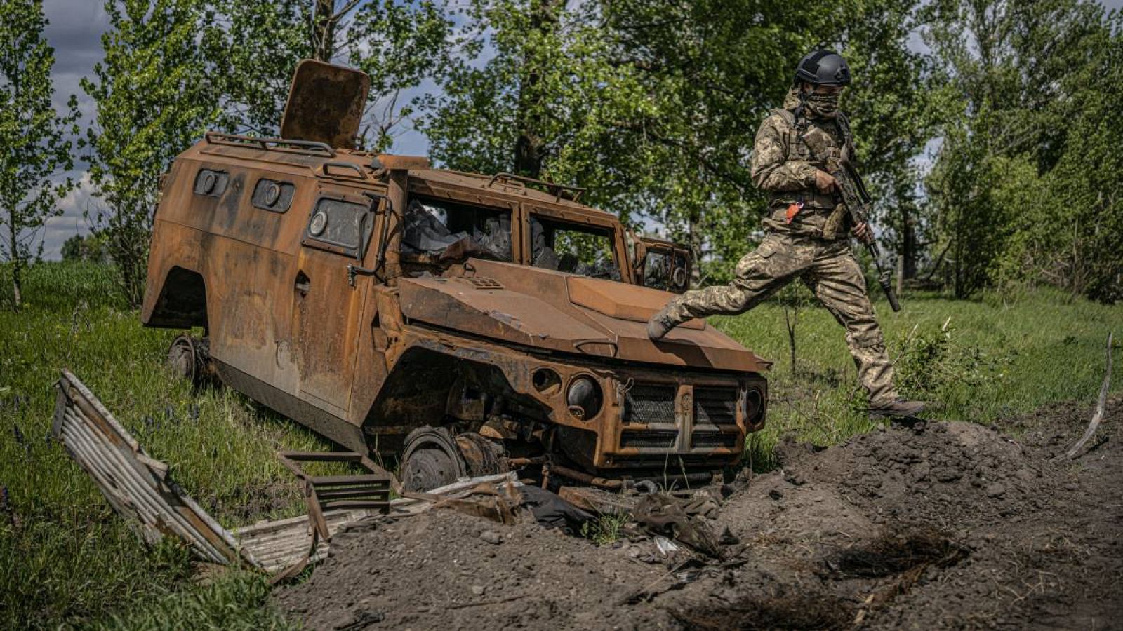 Tres meses de guerra en Ucrania: Los habitantes de los pueblos liberados aún no cantan victoria