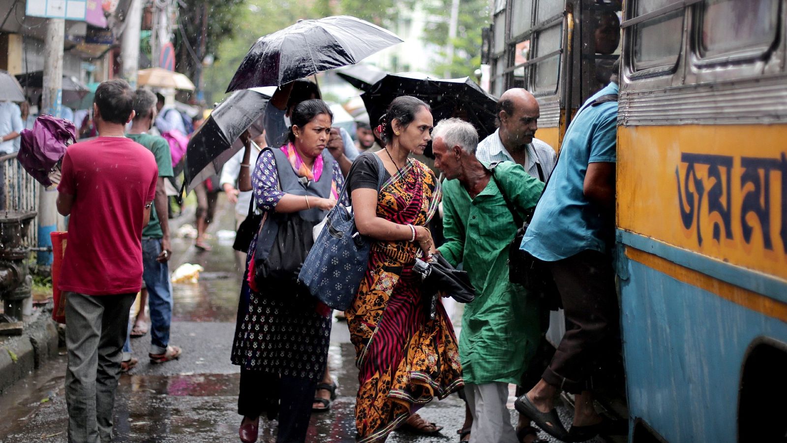 Violan y matan a dos chicas menores de la casta dalit en la India