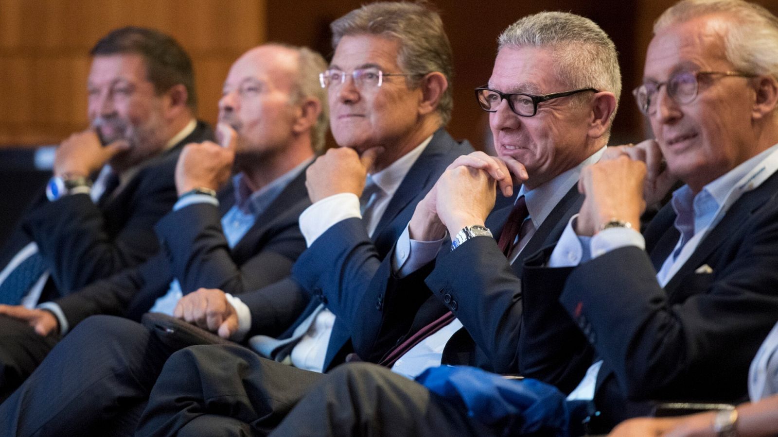 Cuatro exministros de Justicia urgen al CGPJ a cumplir la ley para renovar el TC