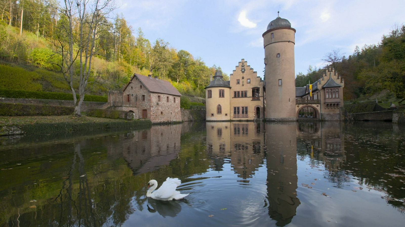 Castell de Mespelbrunn, al bosc d'Spessart