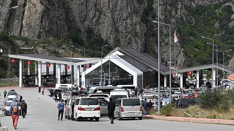 Los rusos cruzan a Georgia mientras crece el malestar contra la movilización militar de Putin