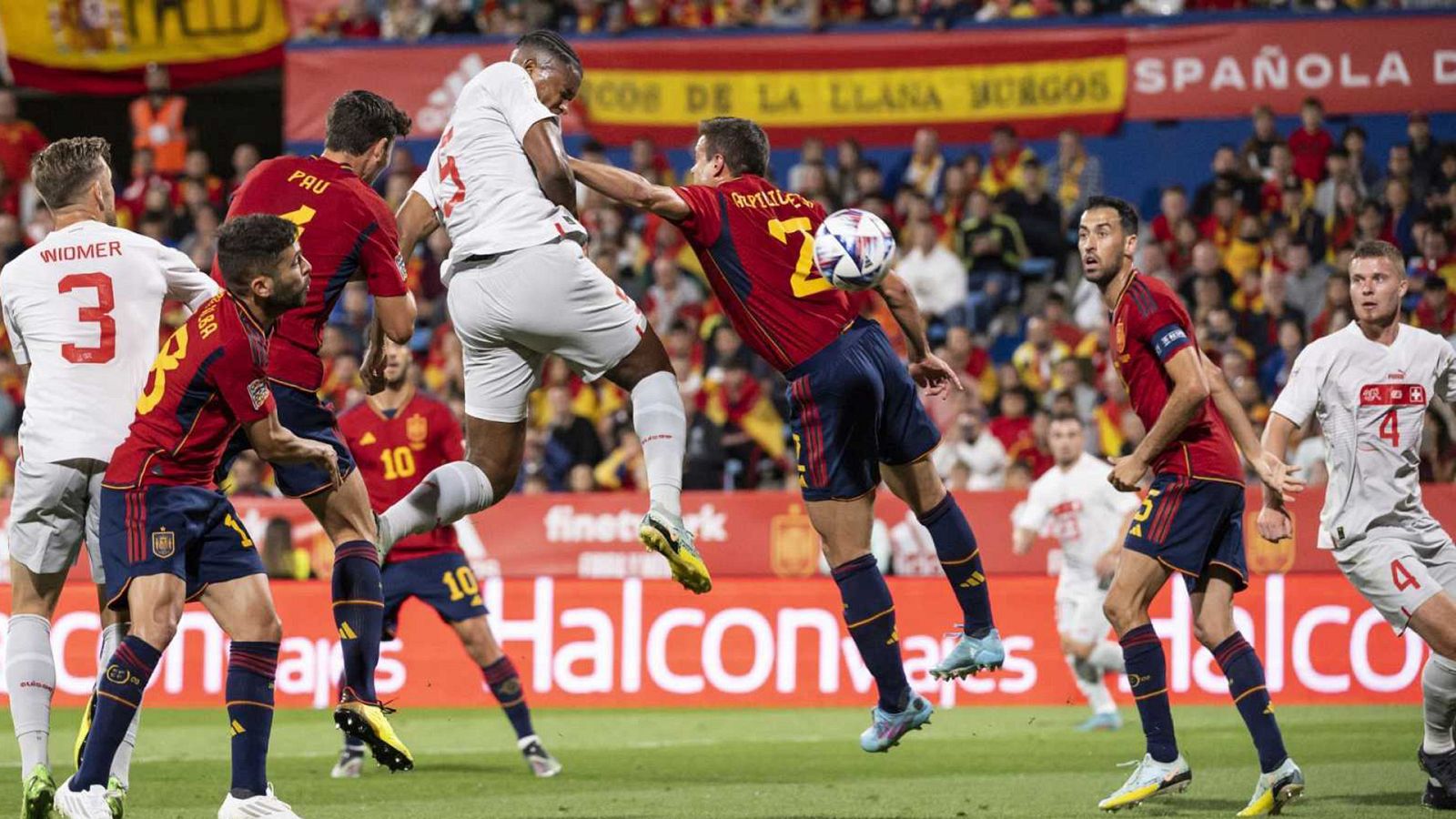 España perdió ante Suiza 1-2