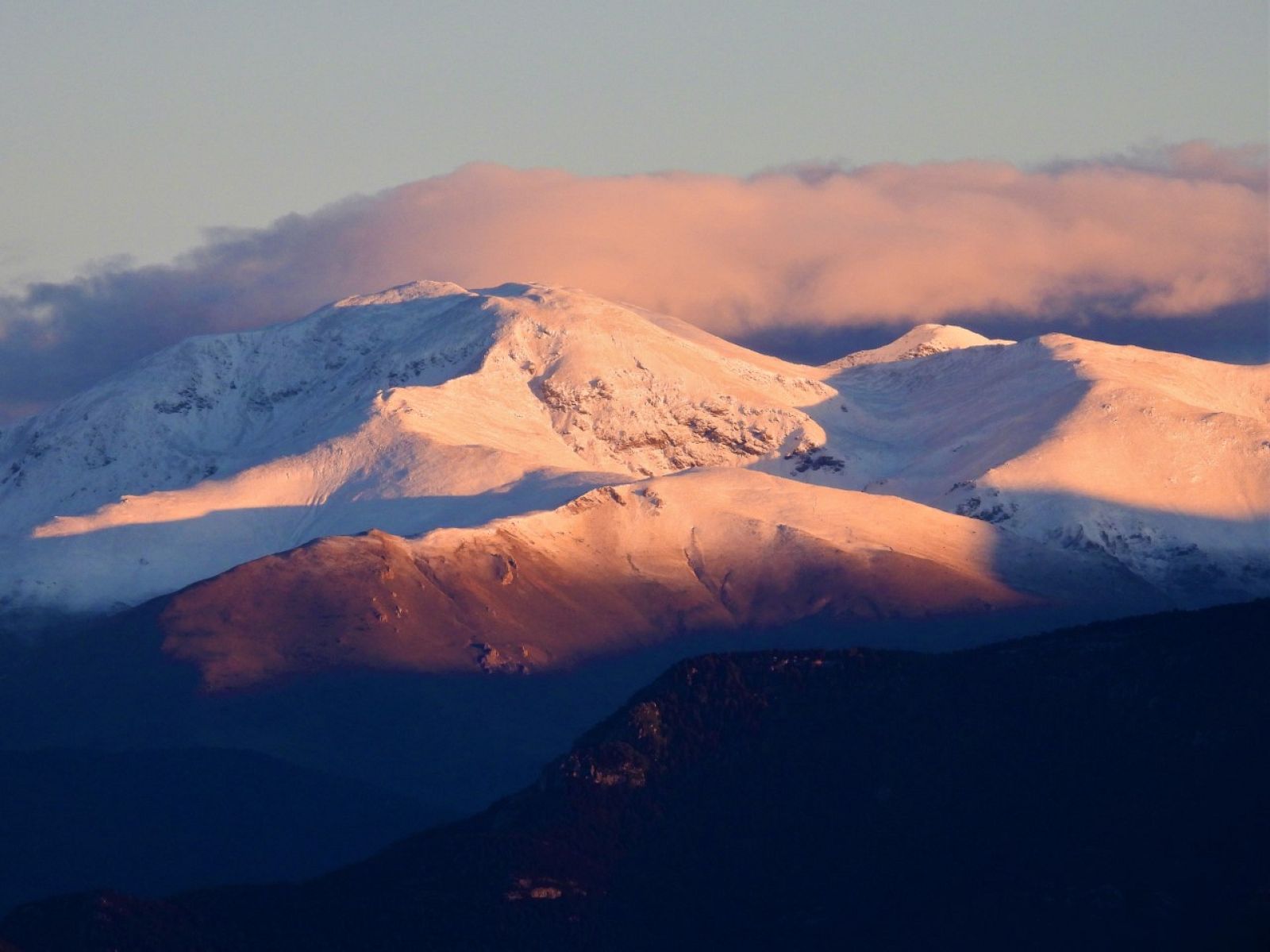 El Puigmal nevat des de Bellmunt (Josep Soldevila)