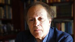 Escritores y periodistas rinden homenaje a Javier Marías en Madrid