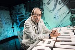 Muere Ángel Casas: curiosidades y anécdotas del presentador que hacía 'striptease'