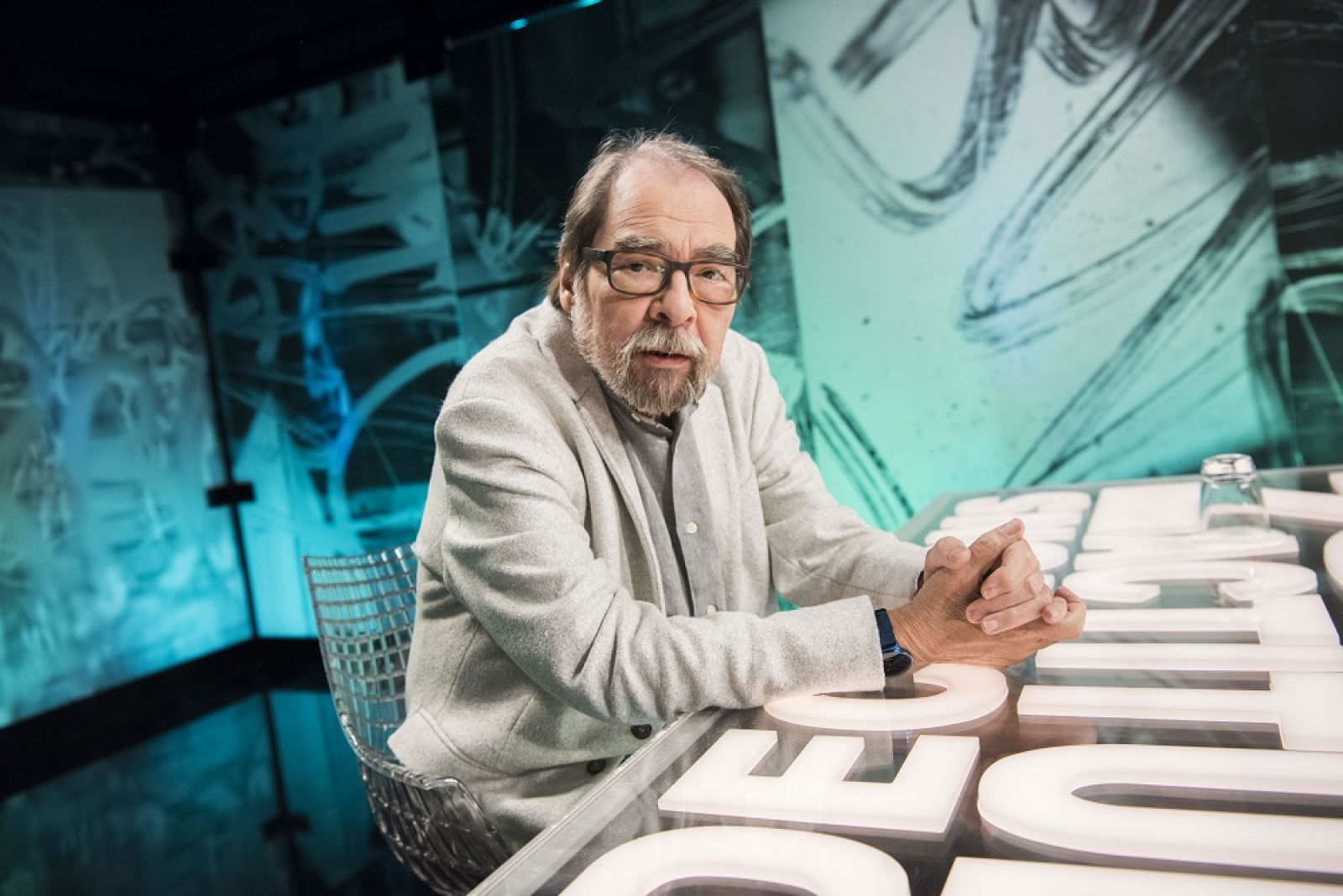 Àngel Casas, a 'Noms propis'