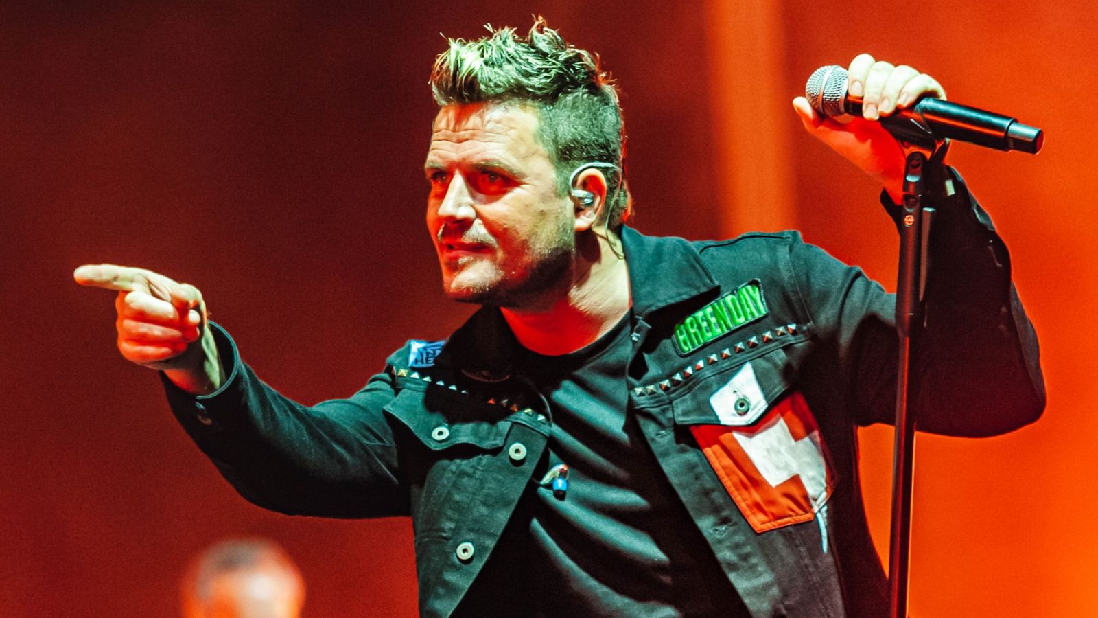 Dani Martín se queda sin guitarra antes de actuar en Murcia: ¡se la han robado!