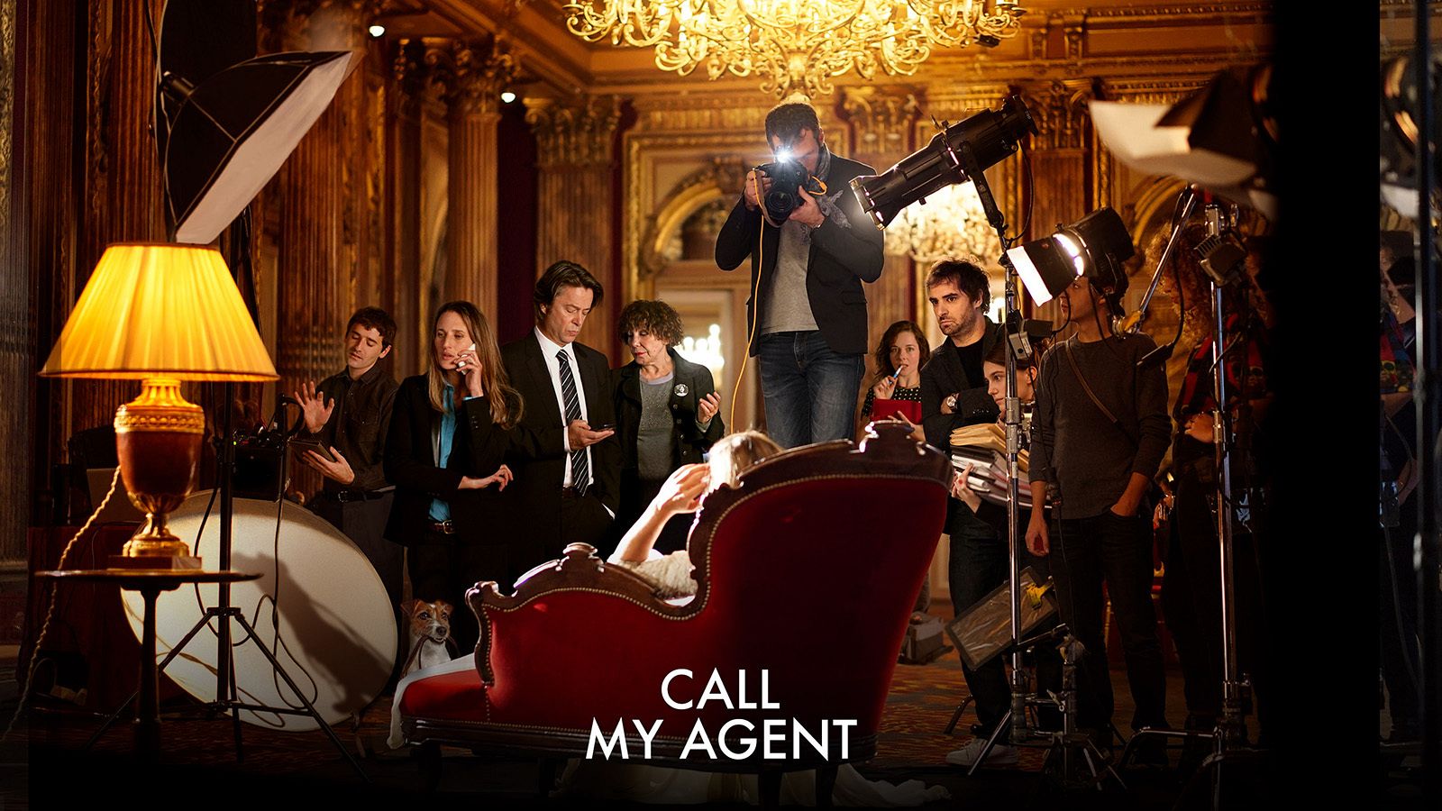 Cartel promocional de 'Call my agent'