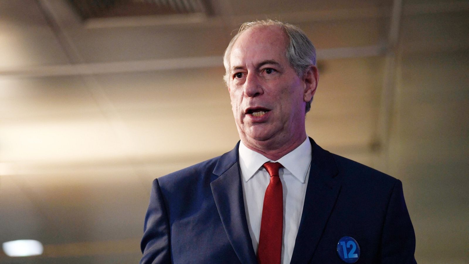 Ciro Gomes en su comparecencia posterior a la primera vuelta