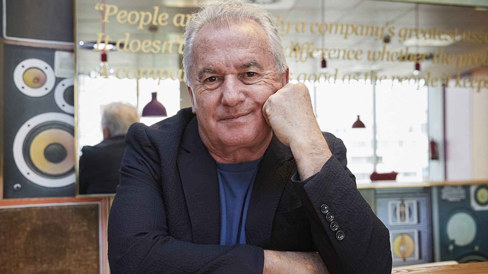 Víctor Manuel se inspiró en una historia real para la canción 'Solo pienso en ti'