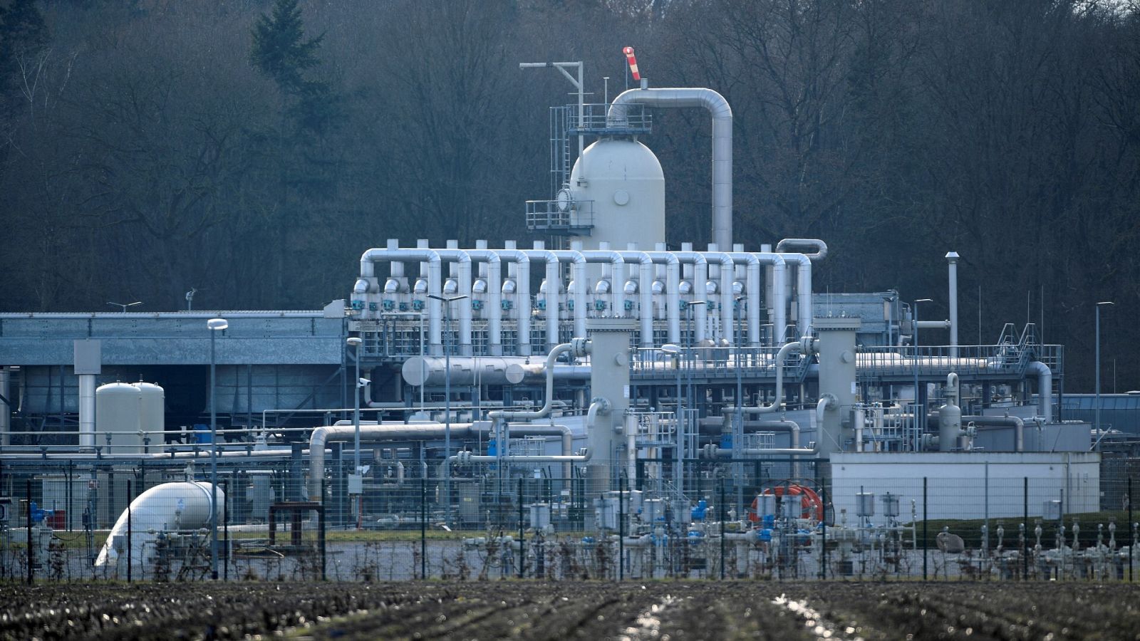 Imagen del depósito de gas natural de Astora, Alemania, que es el almacenamiento de gas natural más grande de Europa Occidental