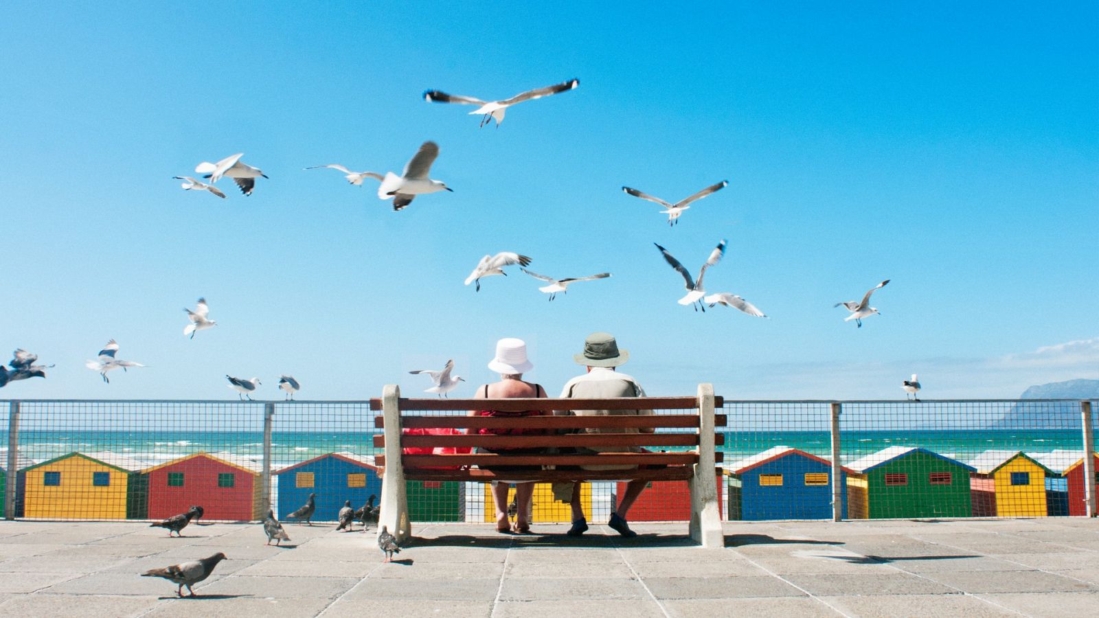 El Gobierno amplía los viajes del imserso a mayores españoles que residen en el extranjero