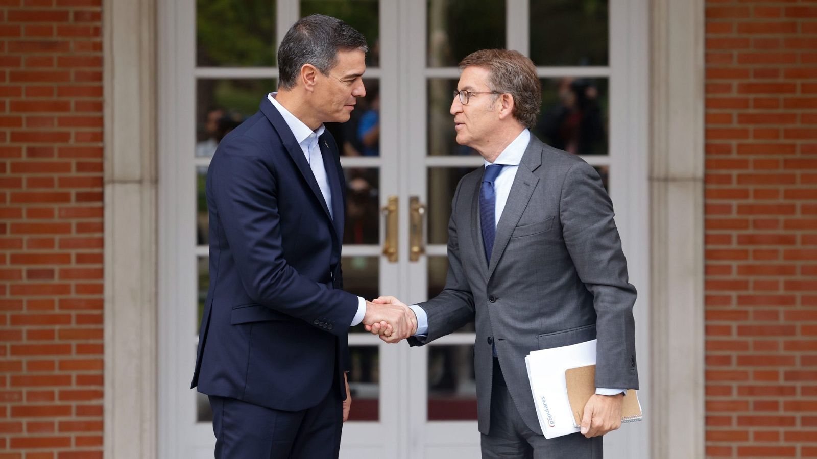 el presidente del Gobierno, Pedro Sánchez, y el líder del PP, Alberto Núñez Feijóo