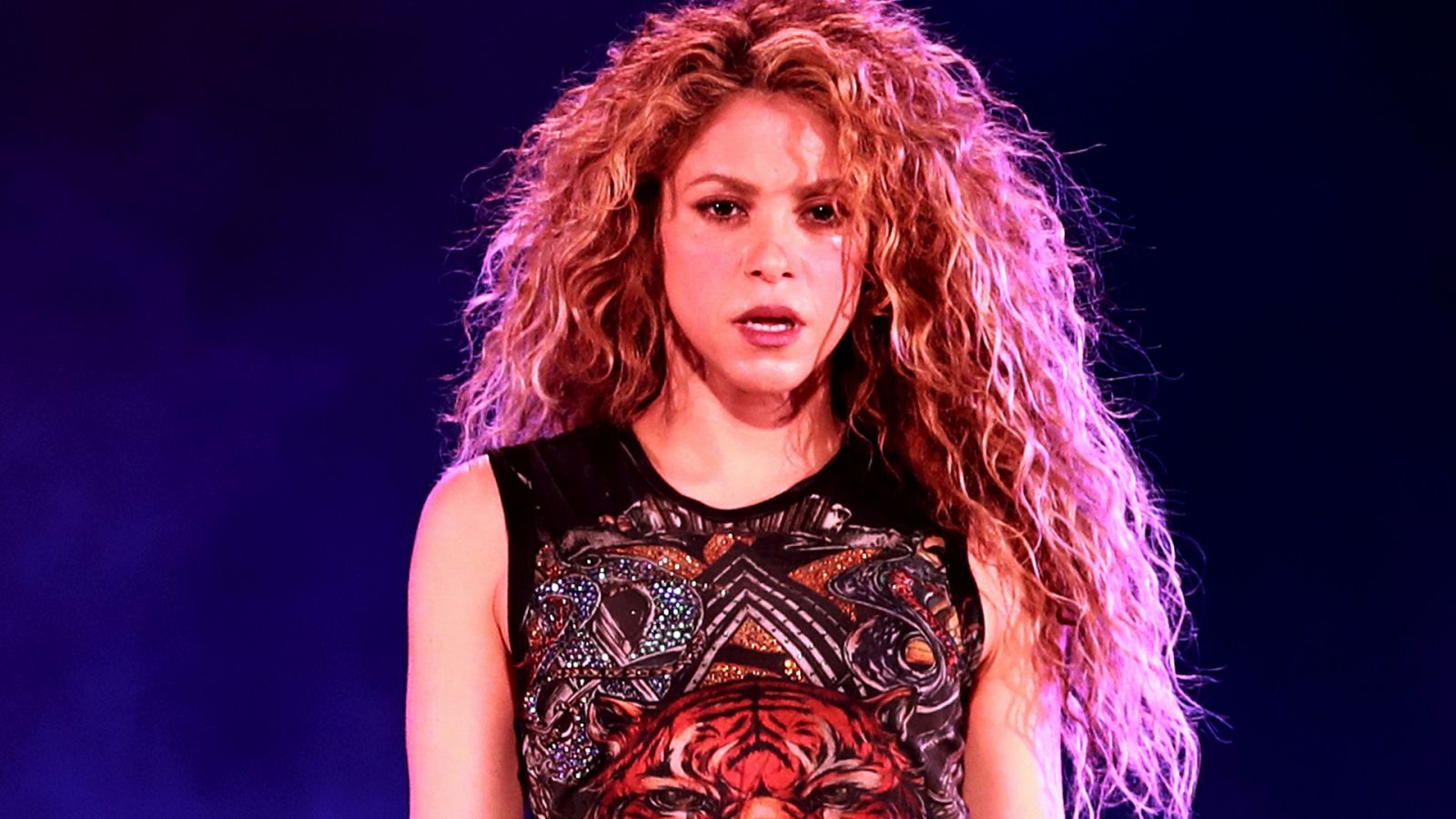 Shakira lanza "Monotonía"