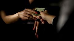 Unidas Podemos enmienda la ley para abolir la prostitución del PSOE para eliminar las multas a los 'clientes'