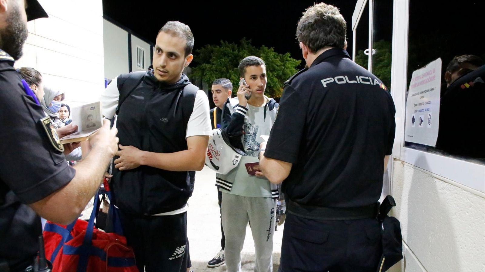 El paso fronterizo de Beni-Enzar en Melilla