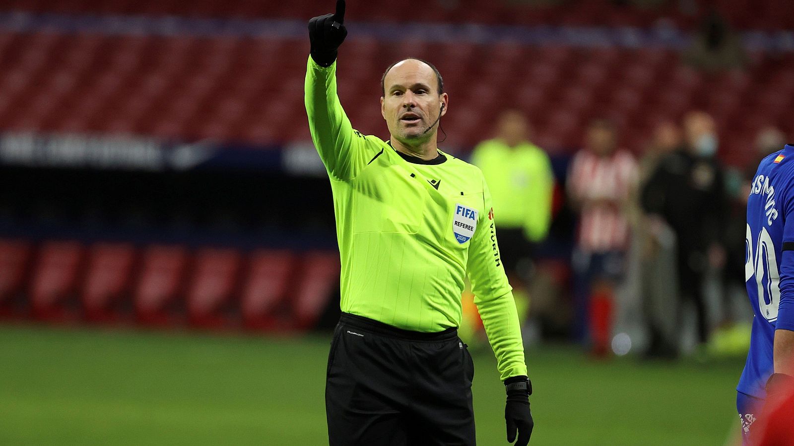 Mateu Lahoz y 35 árbitros más dictarán sentencia en Qatar 2022